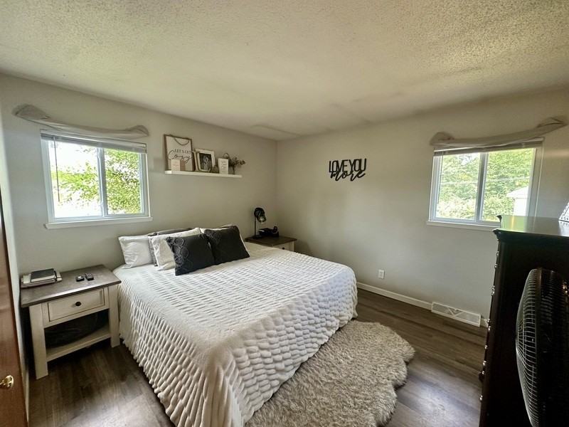 2416 Towne House Dr Ne - Photo 7 of 25