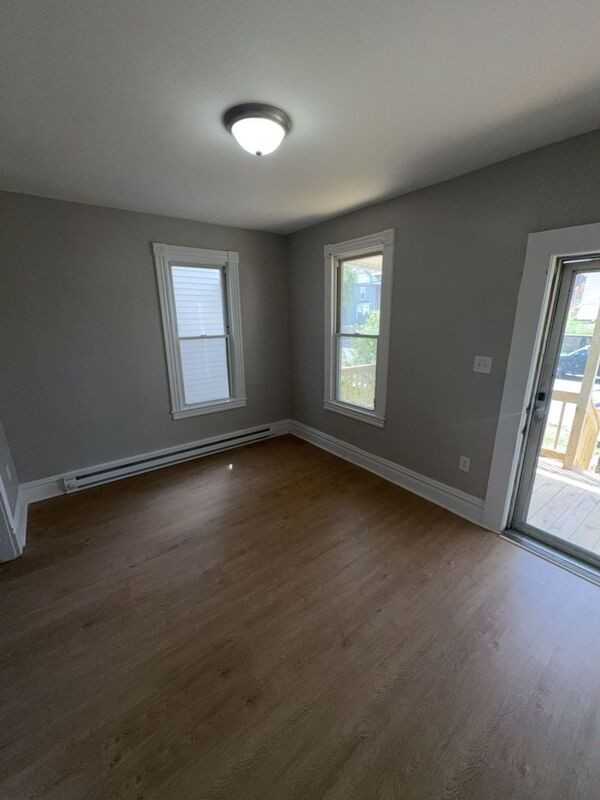 327 10th Ave #329 - Photo 2 of 23