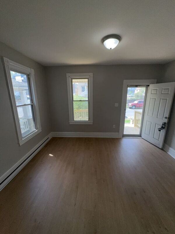 327 10th Ave #329 - Photo 4 of 23