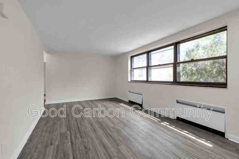 1022 Delaware Ave #B01 - Photo 4 of 15