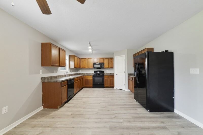 1869 Snapper Dr - Photo 2 of 12