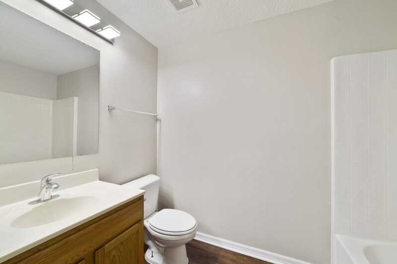 1914 Manatee Ct - Photo 7 of 11