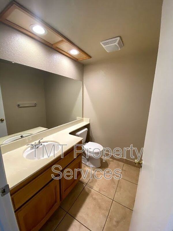 1 Windance Ct - Photo 3 of 16