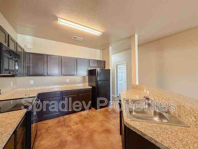 7024A Cameron Park Rd - Photo 7 of 17