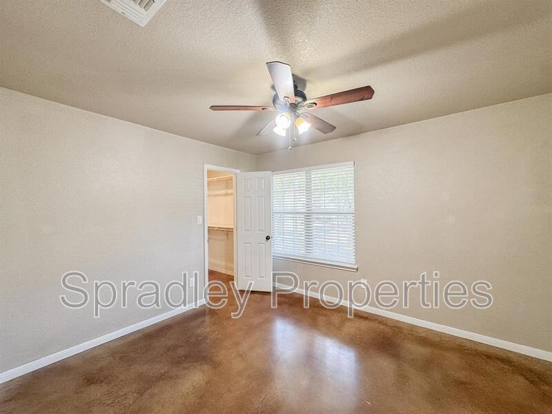1209 N Blair St - Photo 4 of 26