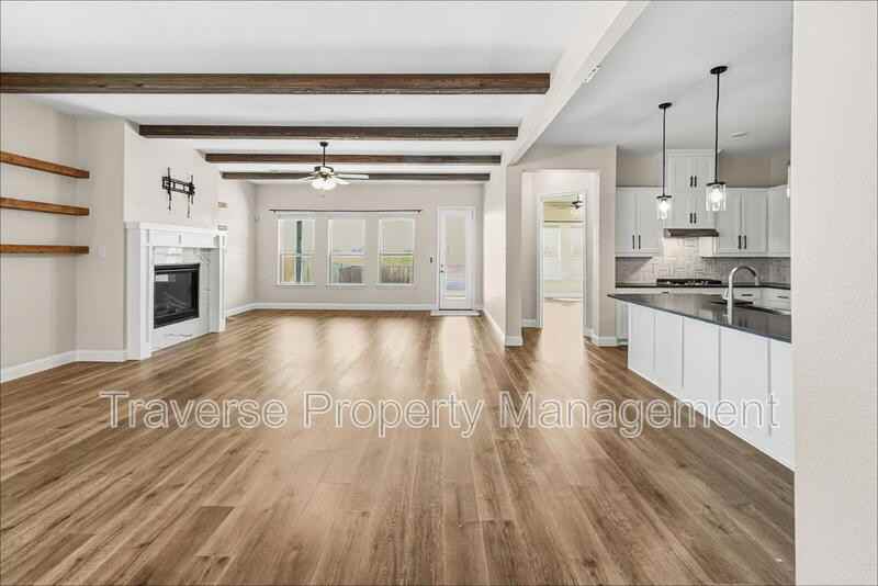1073 Fleetwood Dr - Photo 4 of 27