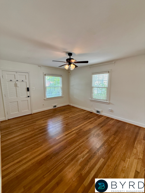 4704 Cutshaw Ave - Photo 2 of 16