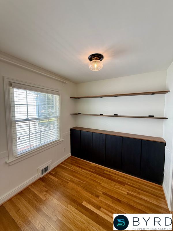4704 Cutshaw Ave - Photo 3 of 16