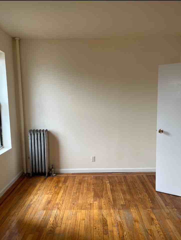 Park Terrace E & W 218th St #3F - Photo 3 of 7