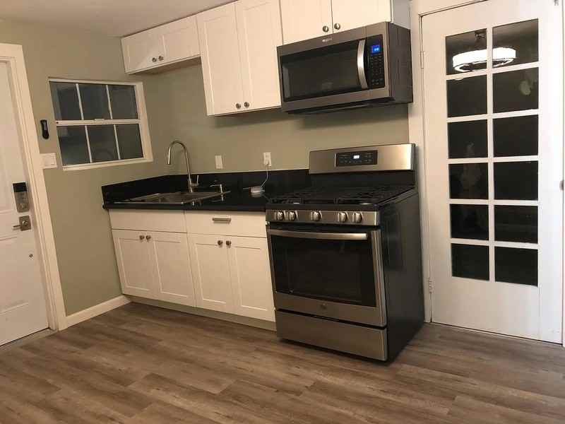 3675 Eagle St - Photo 3 of 7