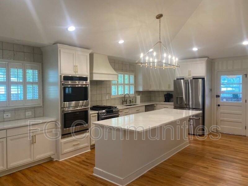 206 Sunshine Way - Photo 4 of 22