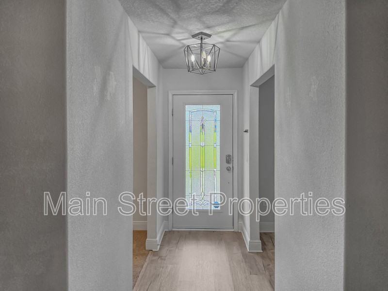 4839 Legacy St - Photo 3 of 31