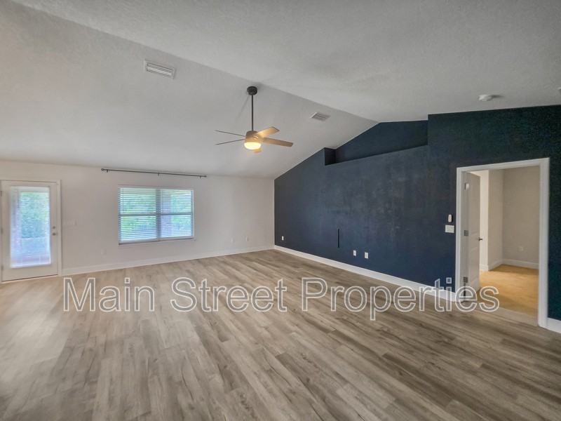 4839 Legacy St - Photo 6 of 31