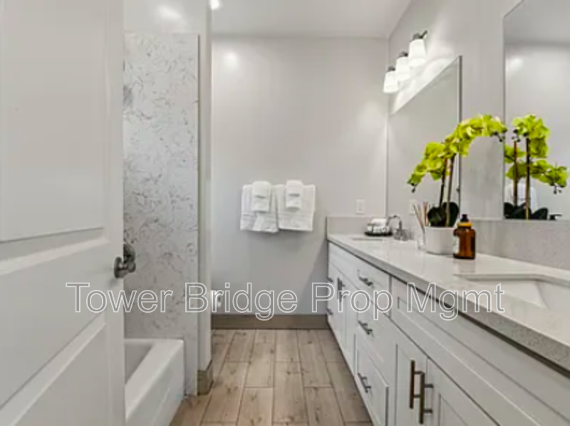 208 Nimitz St - Photo 4 of 31