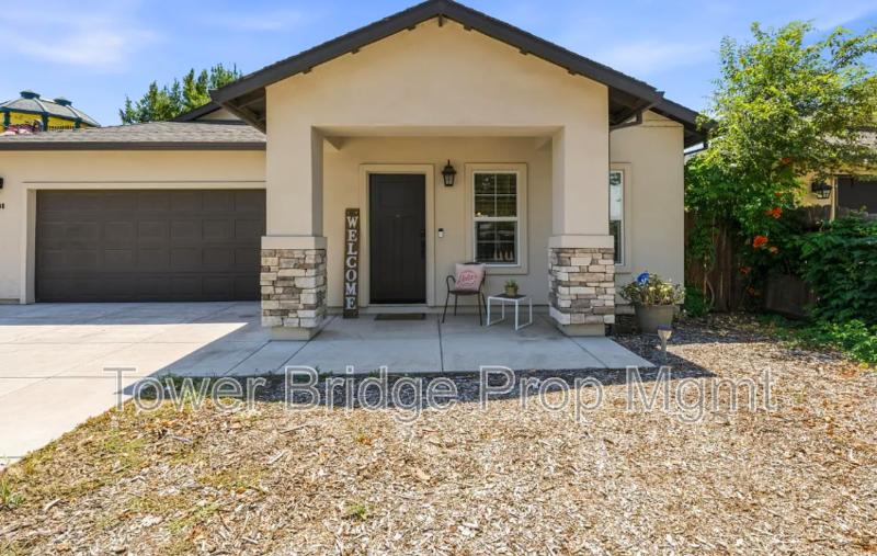 208 Nimitz St - Photo 7 of 31
