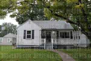 featured image of 4045 Old Riverside Dr
