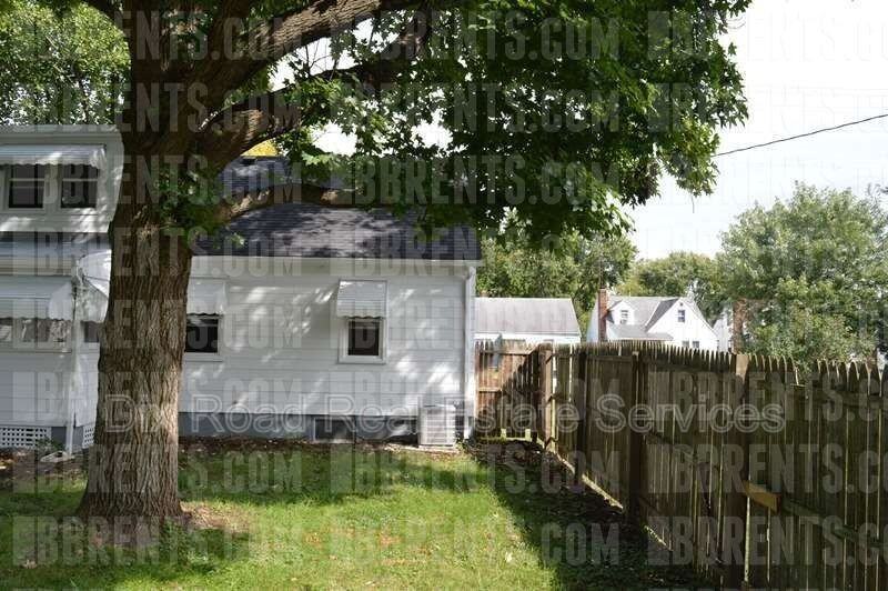 4045 Old Riverside Dr - Photo 4 of 16