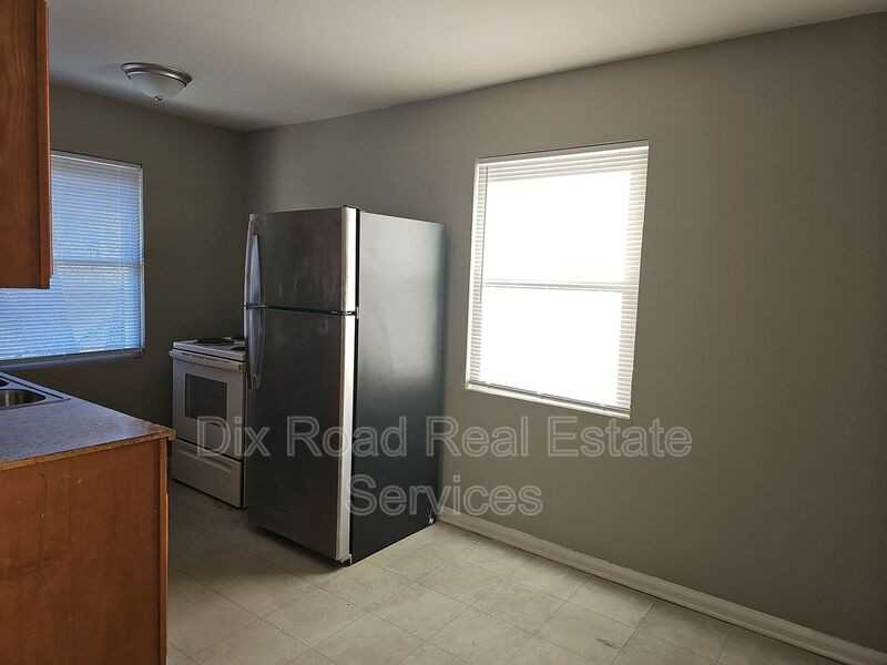 3121 Gobel Ave #4 - Photo 6 of 18