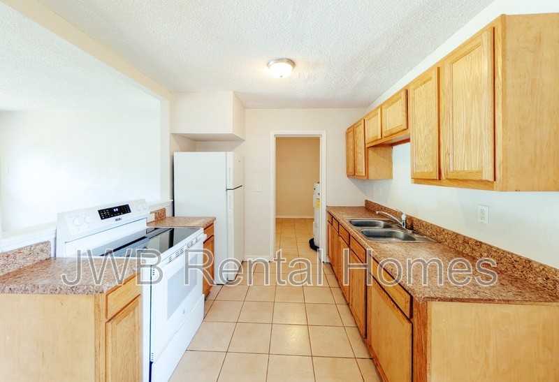 2223 Eudine Dr W - Photo 2 of 16