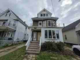 439 Cambridge Ave - Photo 1 of 1