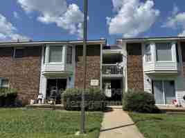 featured image of 406 S Walton Dr #11