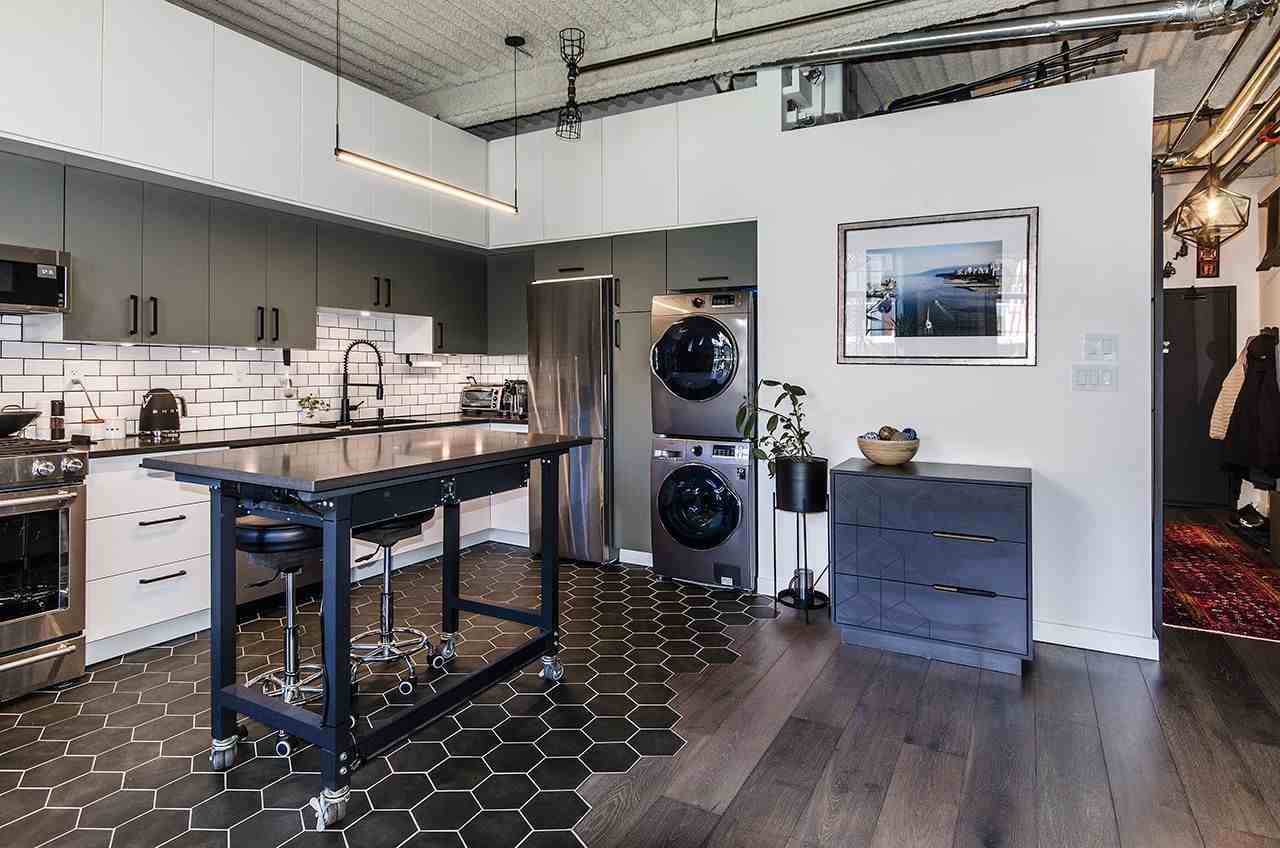 237 East 4th Avenue - Photo 5 of 25