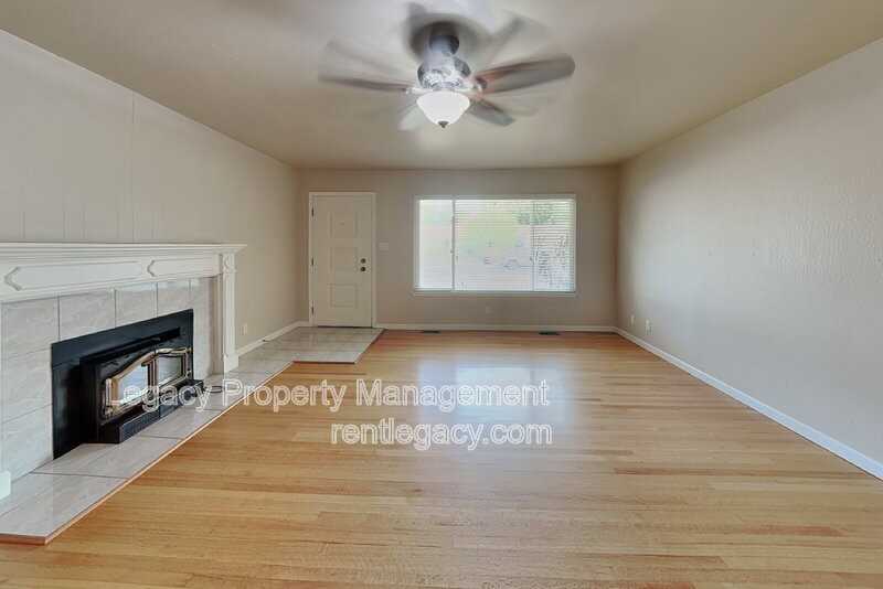 8604 Midfield Way - Photo 3 of 25