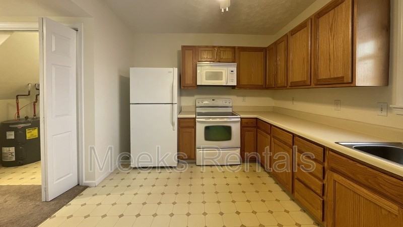 246 Tacketts Branch Rd #9 - Photo 6 of 12