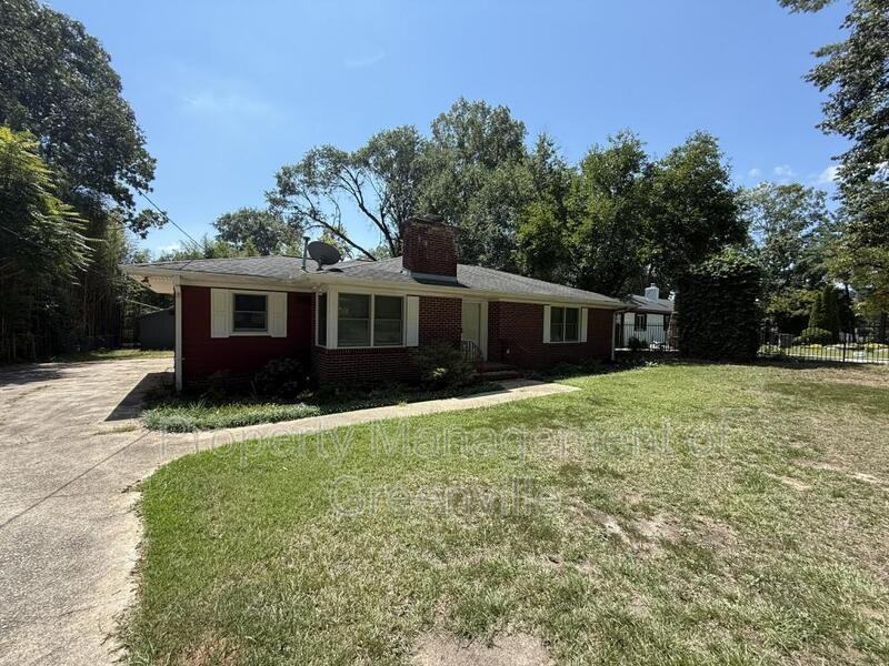 205 W Lee Rd - Photo 2 of 23