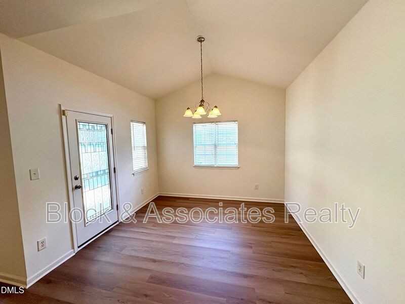255 - Photo 6 of 16