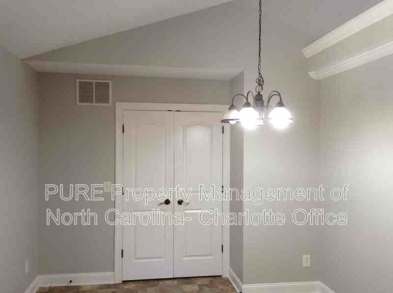 3181 Ridgeback Dr - Photo 7 of 26