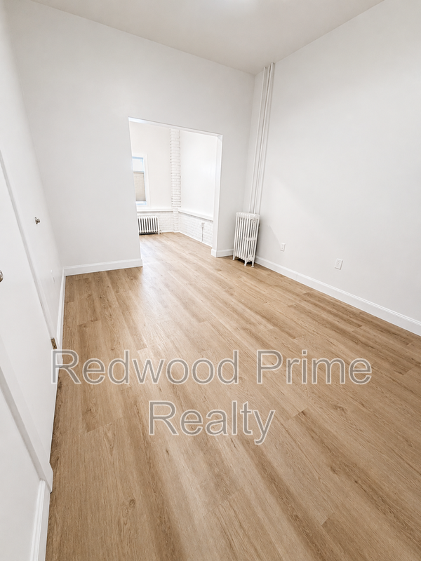 1307 16th Ave #2 - Photo 5 of 6