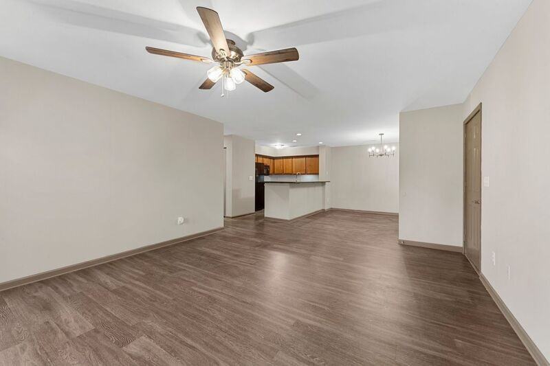 1040 University Dr #2 - Photo 3 of 20
