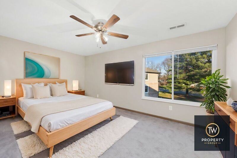 1040 University Dr #2 - Photo 7 of 20