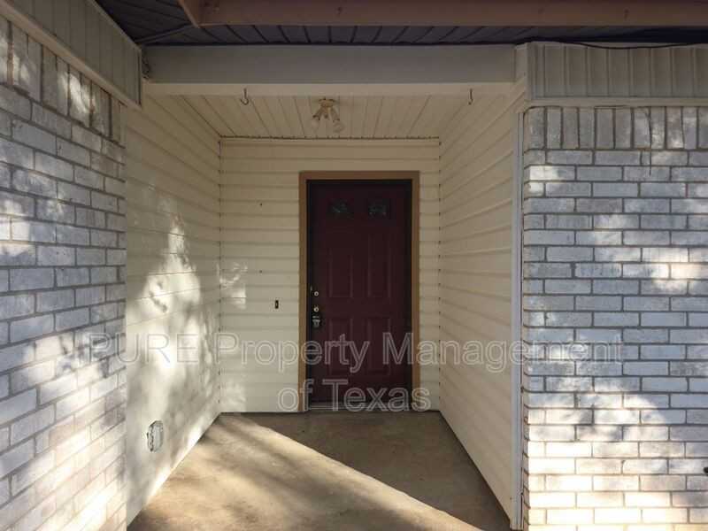304 Mcclendon Dr - Photo 2 of 50