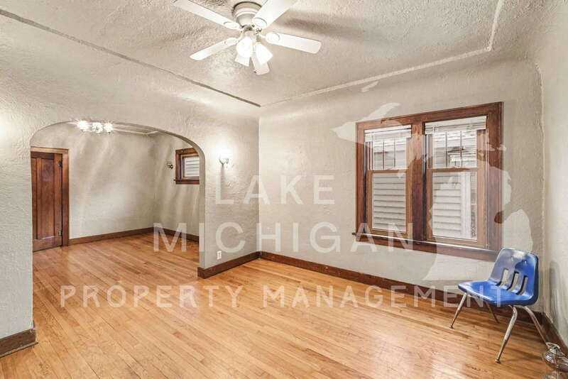 212 N 3rd St - Photo 2 of 15