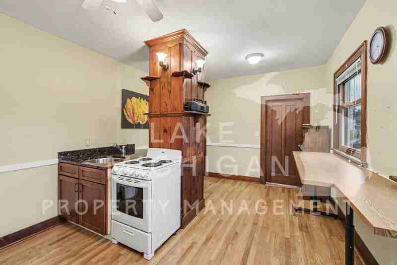 212 N 3rd St - Photo 6 of 15