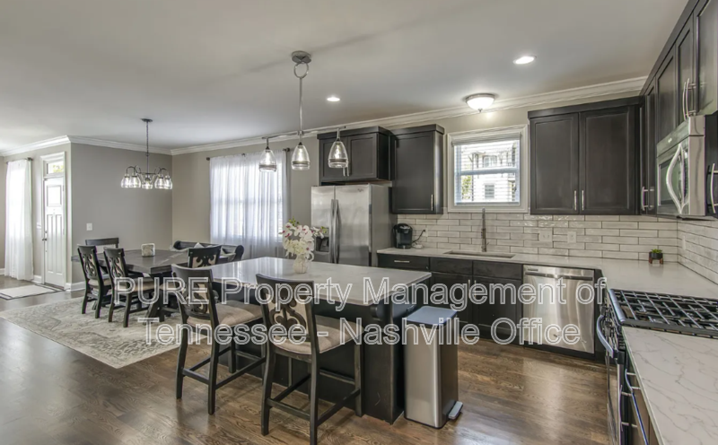 903 Cheatham Pl - Photo 6 of 22