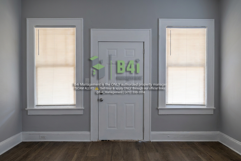 409 Whitesville St - Photo 3 of 12