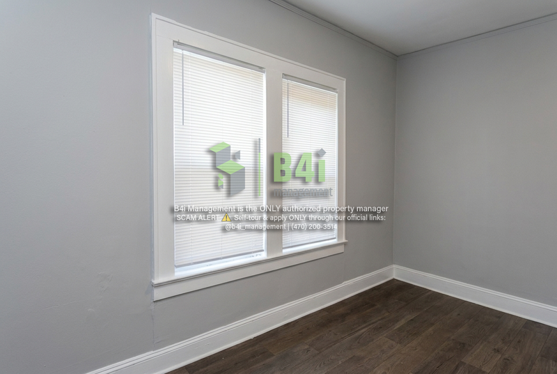 409 Whitesville St - Photo 5 of 12