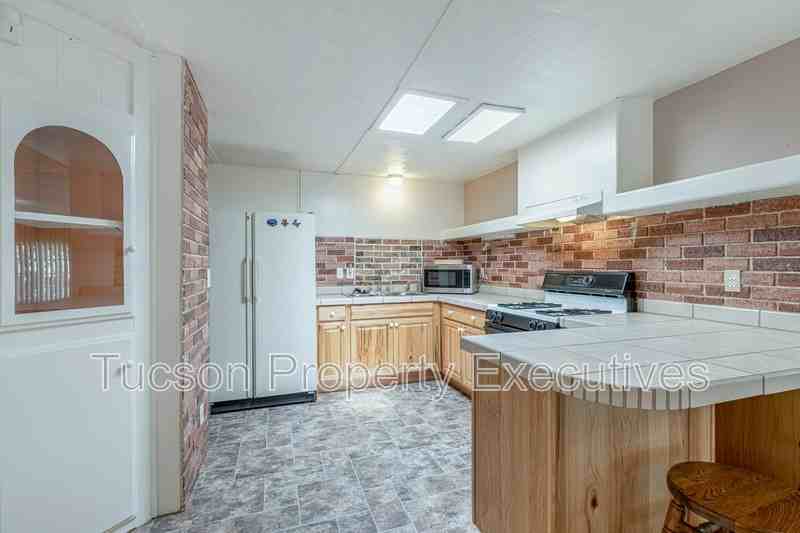 16301 N Avenida Del Canada - Photo 4 of 26