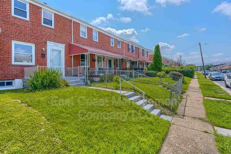 2230 Coralthorn Rd - Photo 2 of 33
