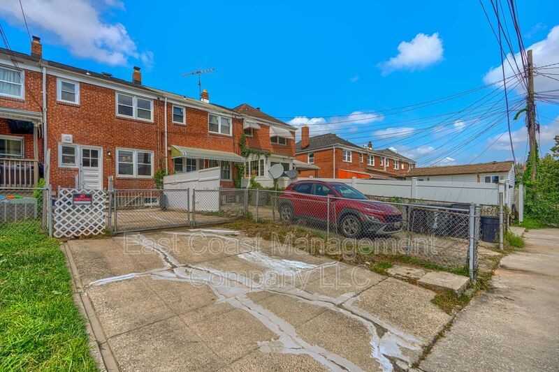 2230 Coralthorn Rd - Photo 4 of 33