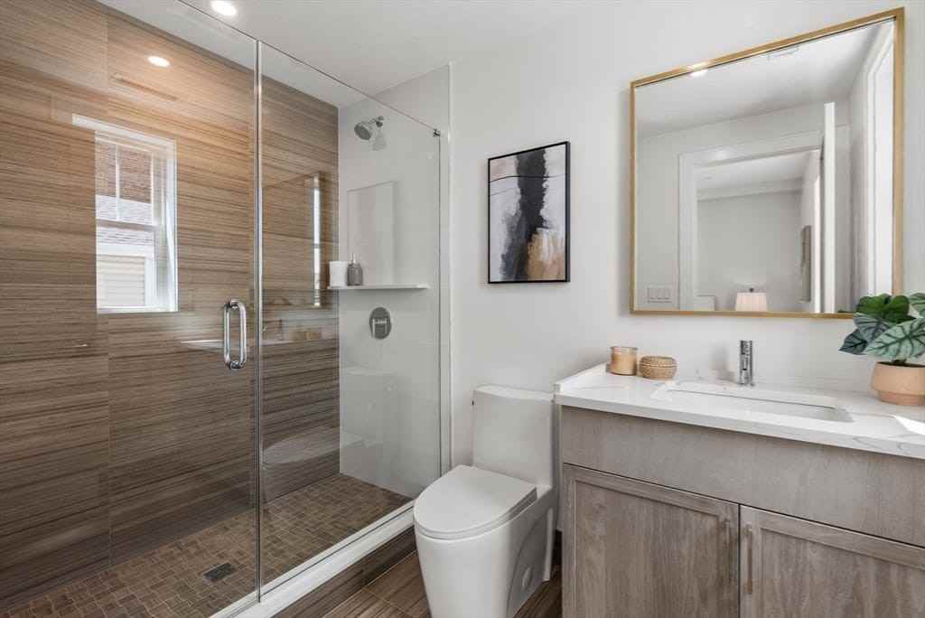 527 East 7th Street #5 - Photo 5 of 13