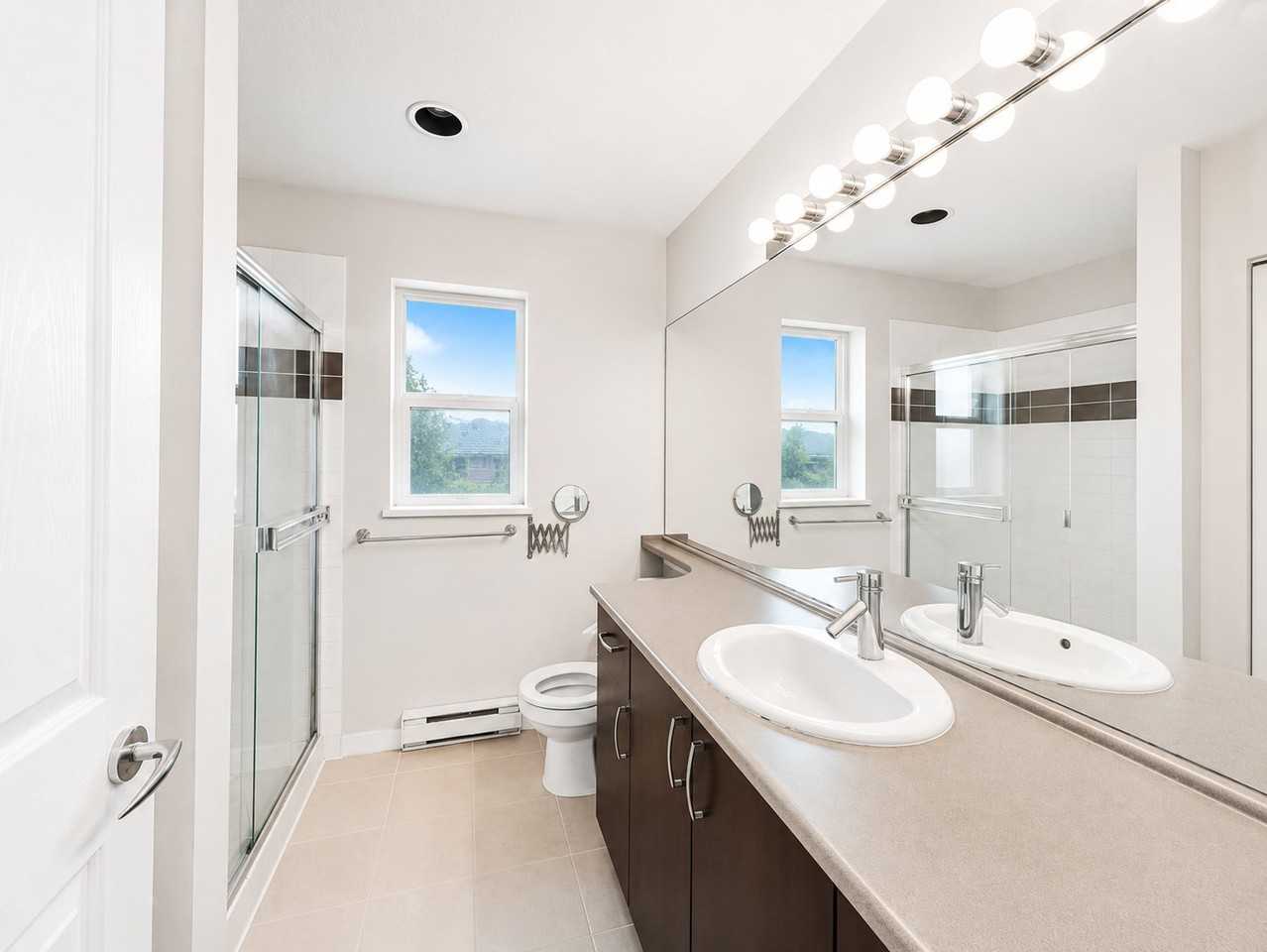 2729 158 Street #103 - Photo 4 of 11