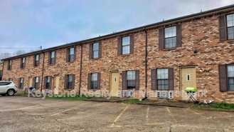 706 Peachers Dr #E - Photo 1 of 1