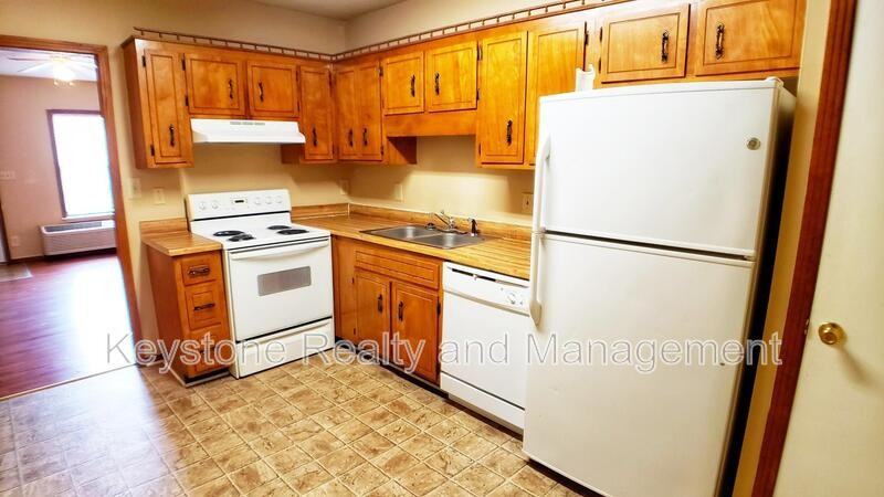 706 Peachers Dr #E - Photo 2 of 15