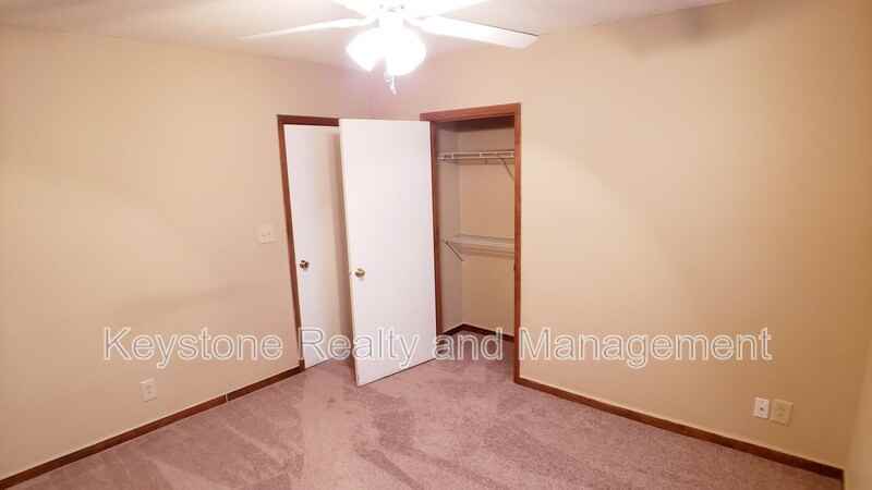 706 Peachers Dr #E - Photo 7 of 15