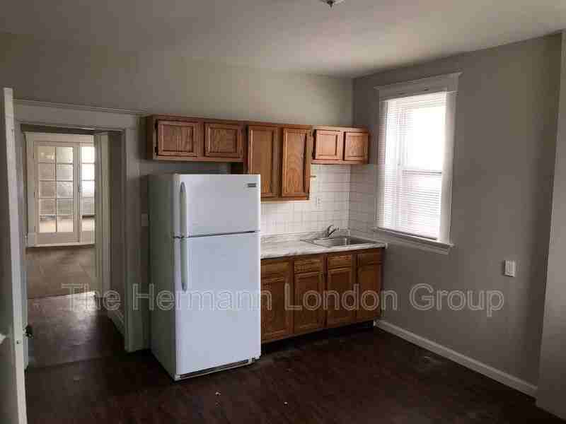 4245 Iowa Ave #4247-1stFL - Photo 2 of 10