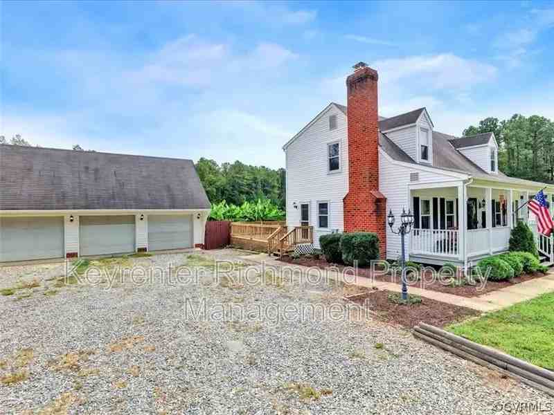 6501 Poplar Springs Rd - Photo 2 of 20